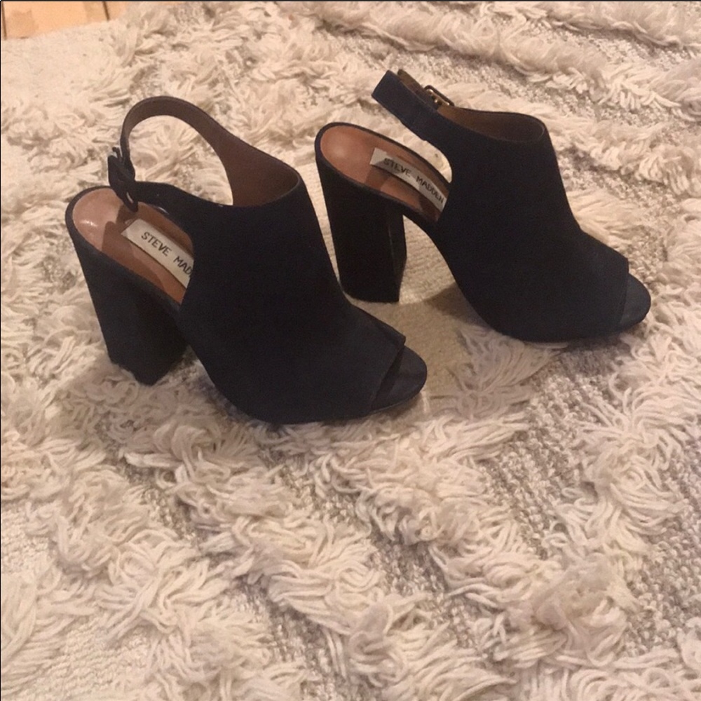 Steven Madden Navy Sling Back Block Heels